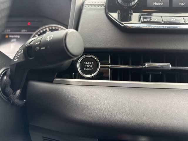 Used 2024 Mitsubishi Outlander SE AWD/4WD image 57