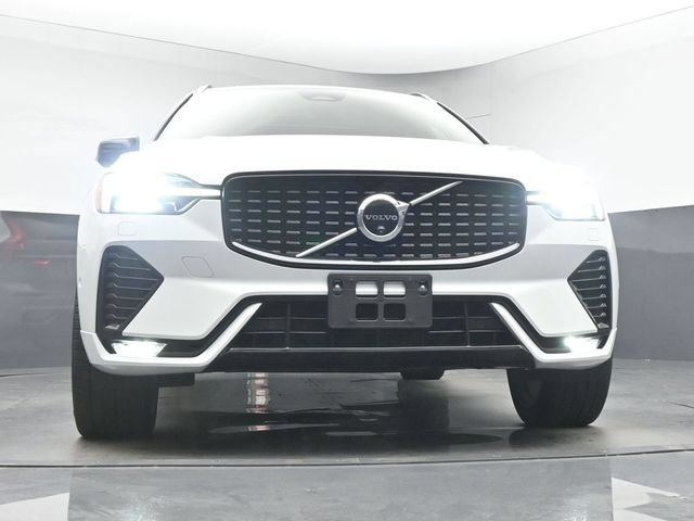 Used 2024 Volvo XC60 B5 Ultimate w/ Protection Package Premier AWD/4WD image 11