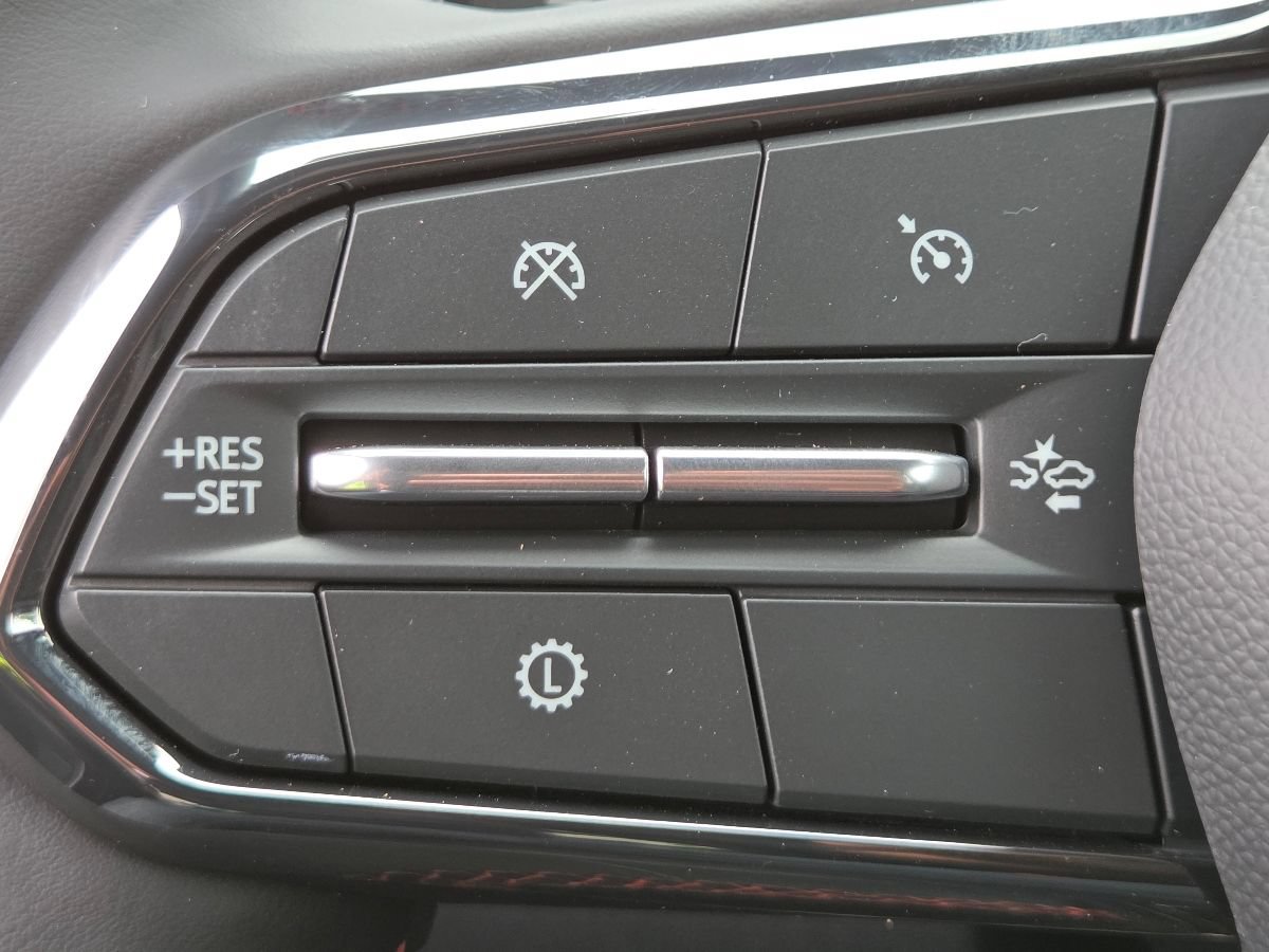 New 2027 Chevrolet Equinox RS FWD image 30