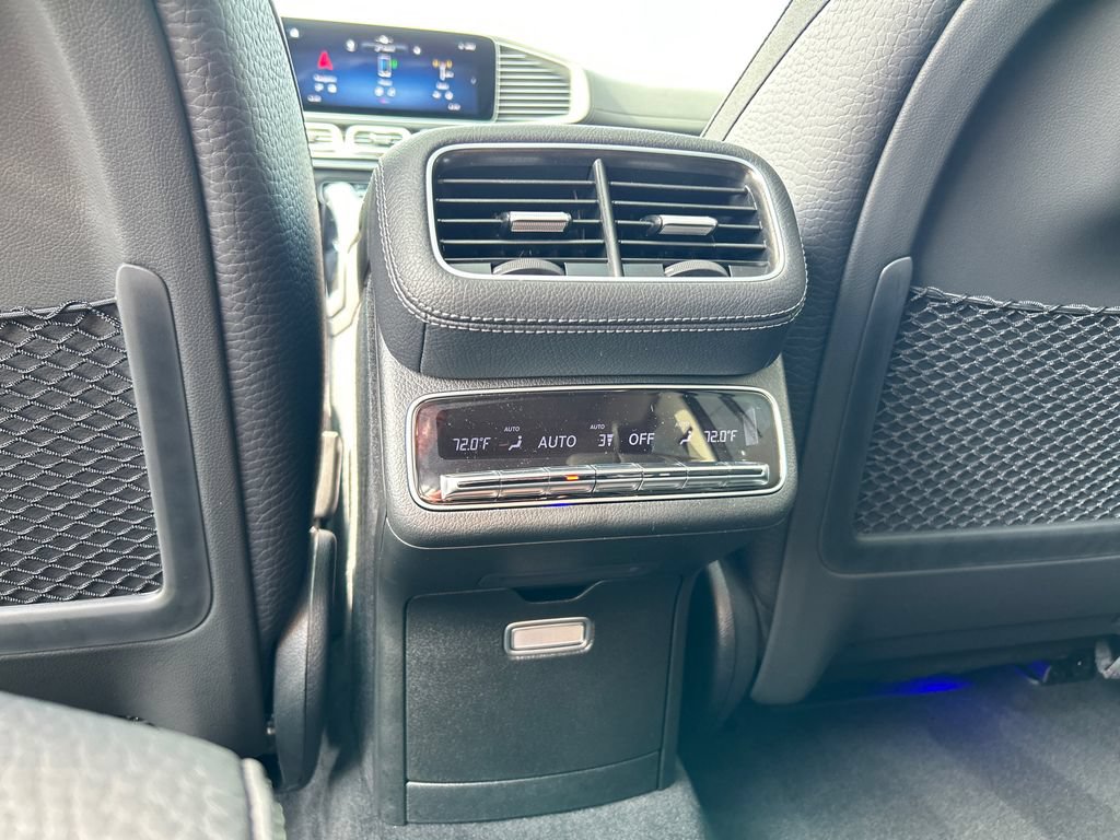 New 2026 Mercedes-Benz GLS 450 4MATIC image 28
