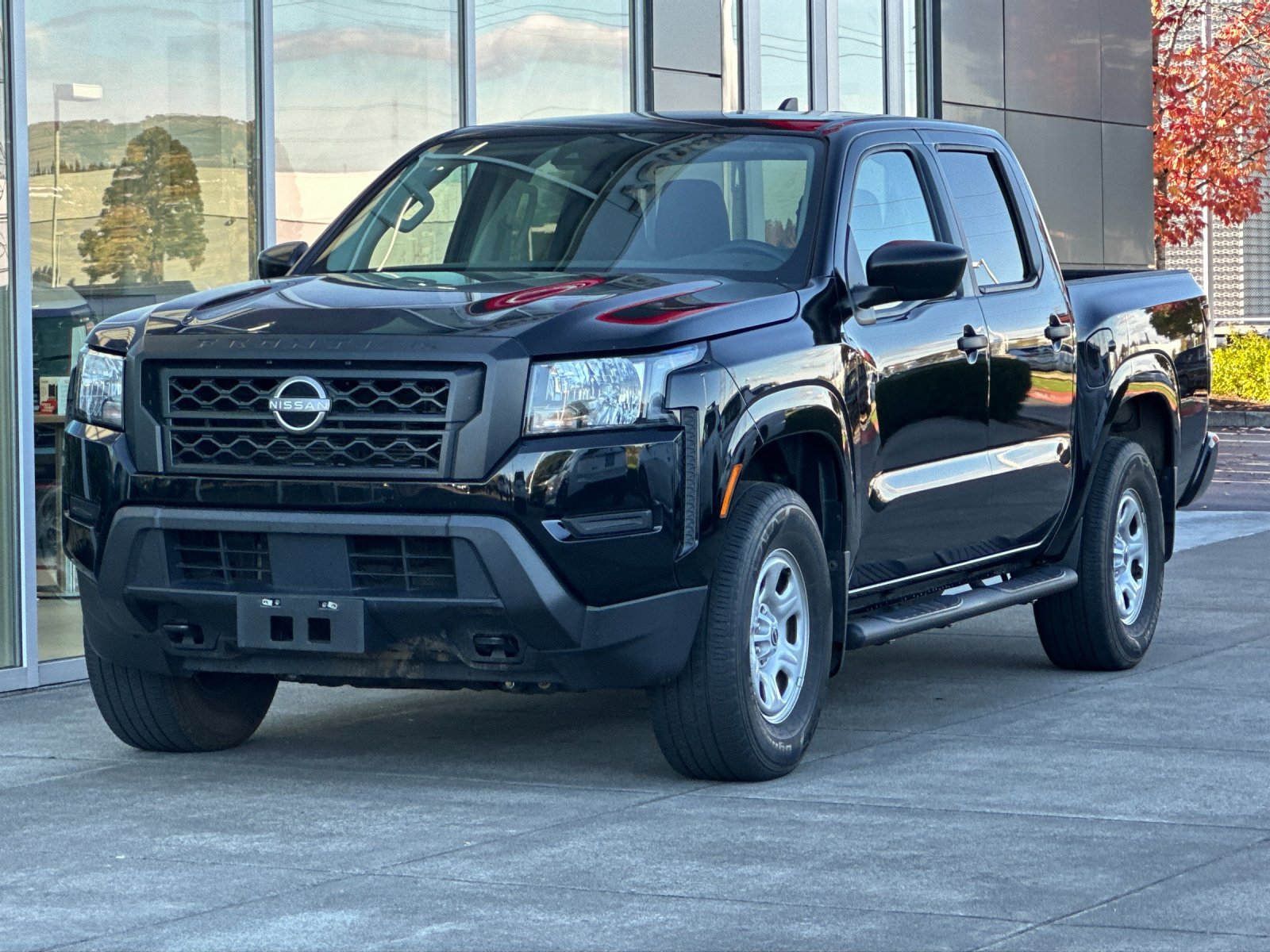 Used 2022 Nissan Frontier S AWD/4WD image 8