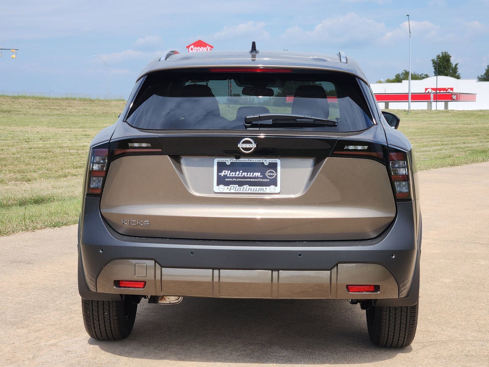 New 2026 Nissan Kicks SV image 8