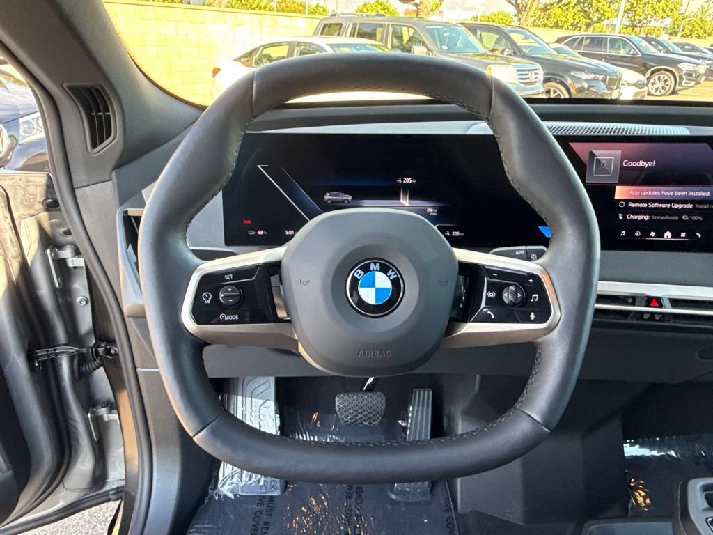 Used 2026 BMW iX xDrive45 AWD/4WD image 23