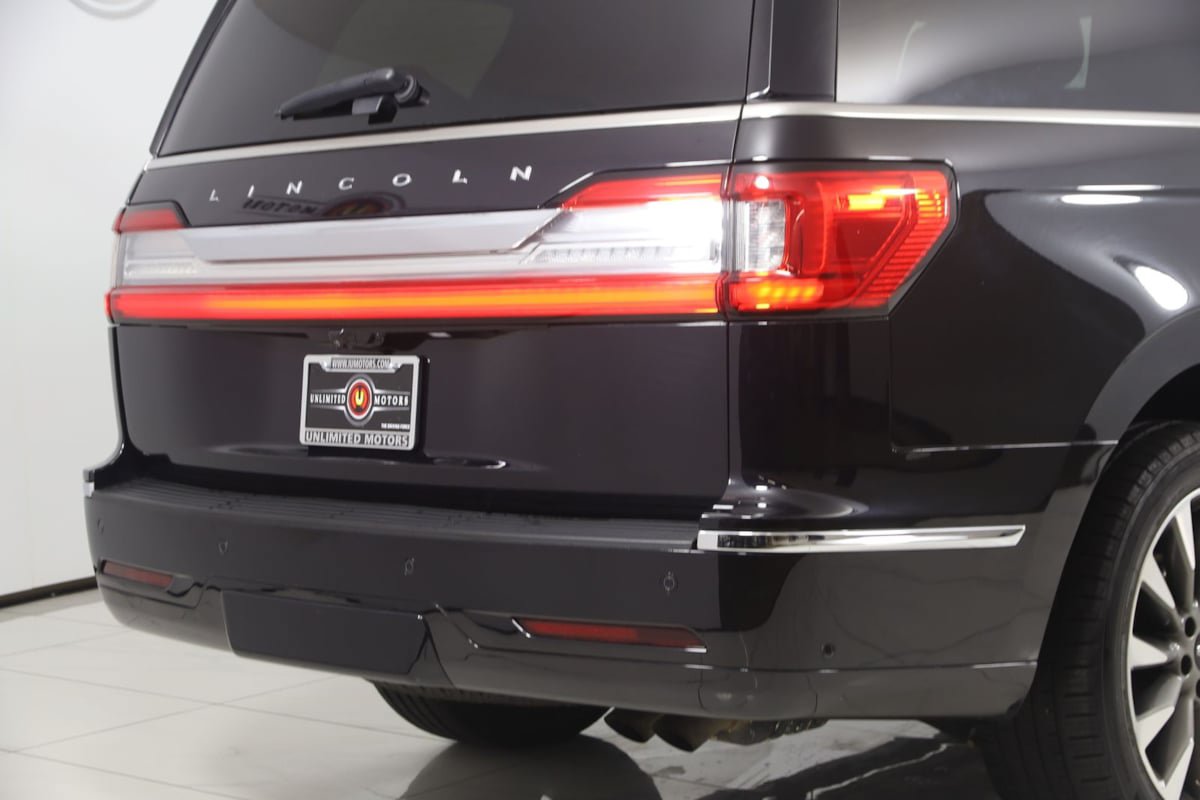 Used 2020 Lincoln Navigator Reserve AWD/4WD image 43