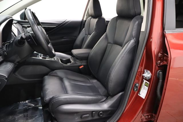 Used 2023 Subaru Outback Limited image 13