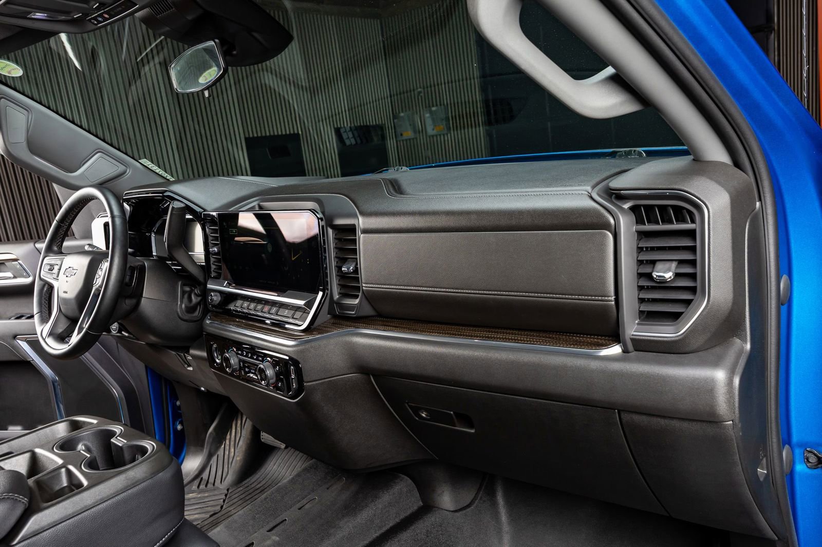 Used 2023 Chevrolet Silverado 1500 RST image 18