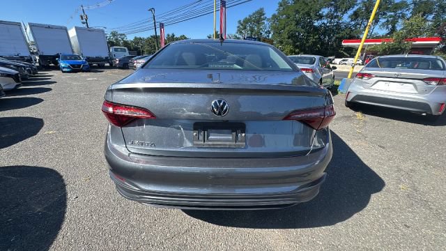 Used 2024 Volkswagen Jetta S FWD image 6