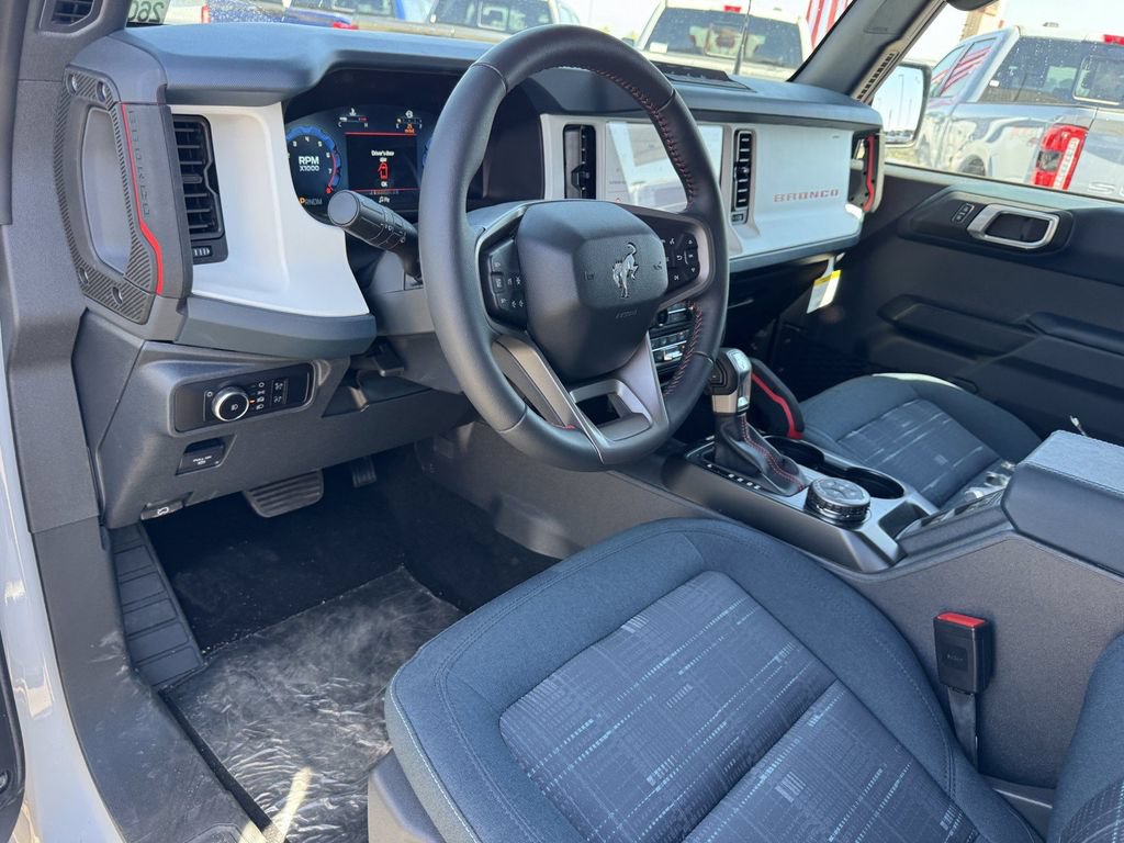 Used 2026 Ford Bronco Heritage Edition AWD/4WD image 16