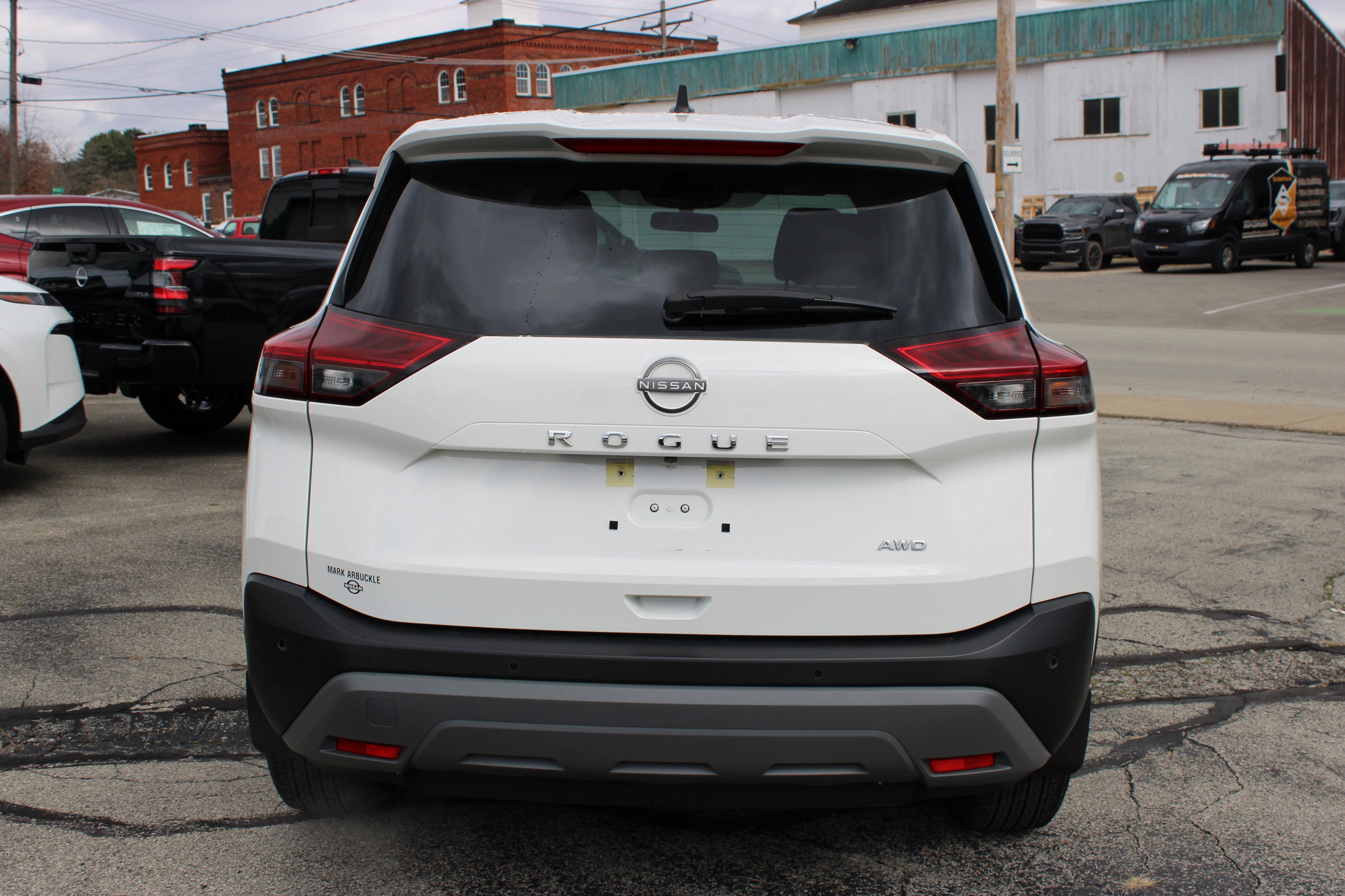 Certified 2023 Nissan Rogue S image 4