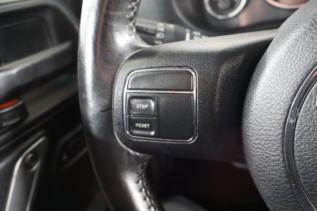 Used 2018 Jeep Wrangler Unlimited Sahara image 17
