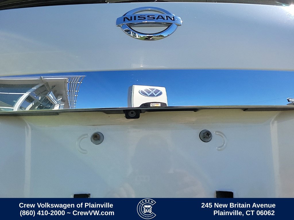 Used 2015 Nissan Rogue S w/ Convenience Package AWD/4WD image 31
