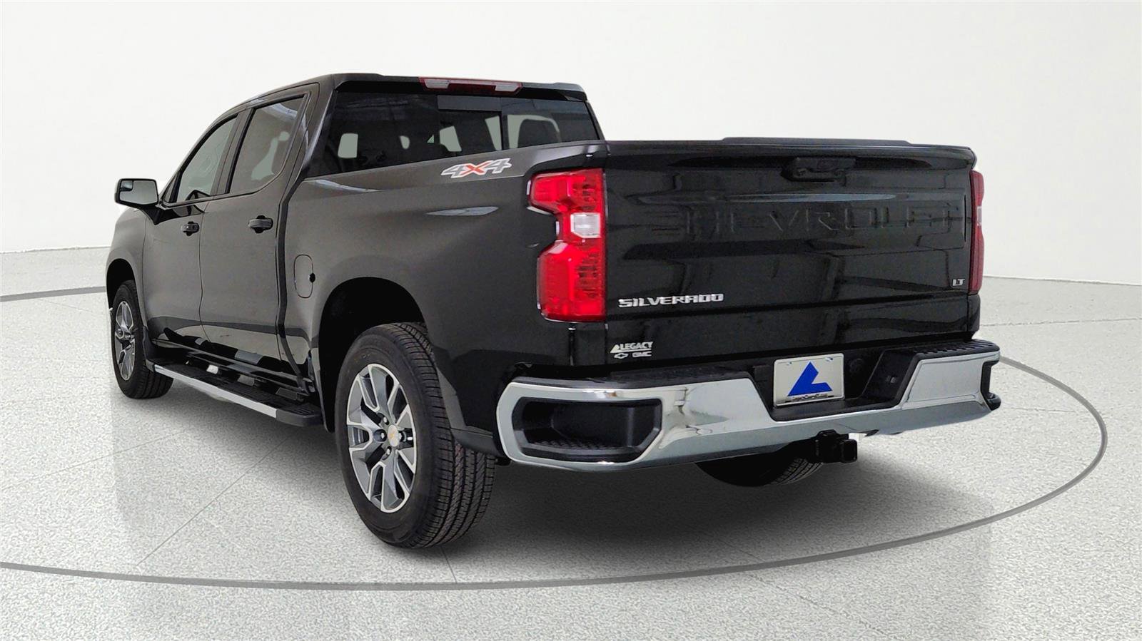 New 2026 Chevrolet Silverado 1500 LT w/ Leather Package AWD/4WD image 3