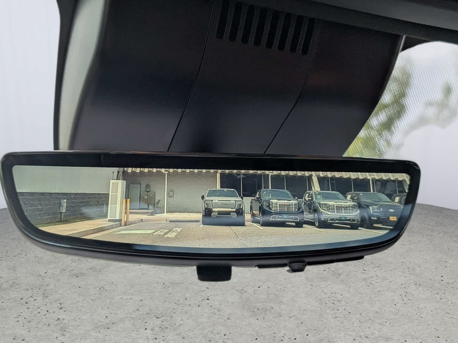 Certified 2024 GMC Yukon Denali Ultimate AWD/4WD image 36