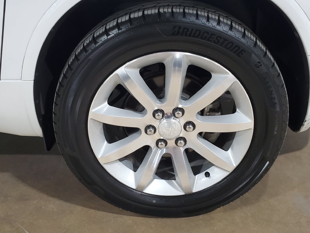 Used 2017 Buick Enclave Premium w/ Trailering Package AWD/4WD image 43