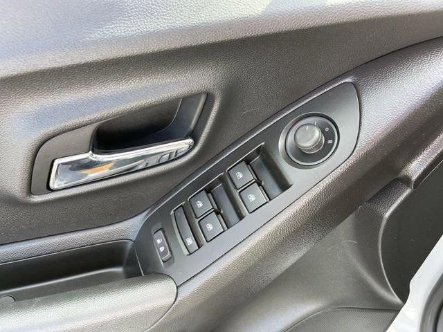 Used 2019 Chevrolet Trax LT w/ LT Convenience Package image 19