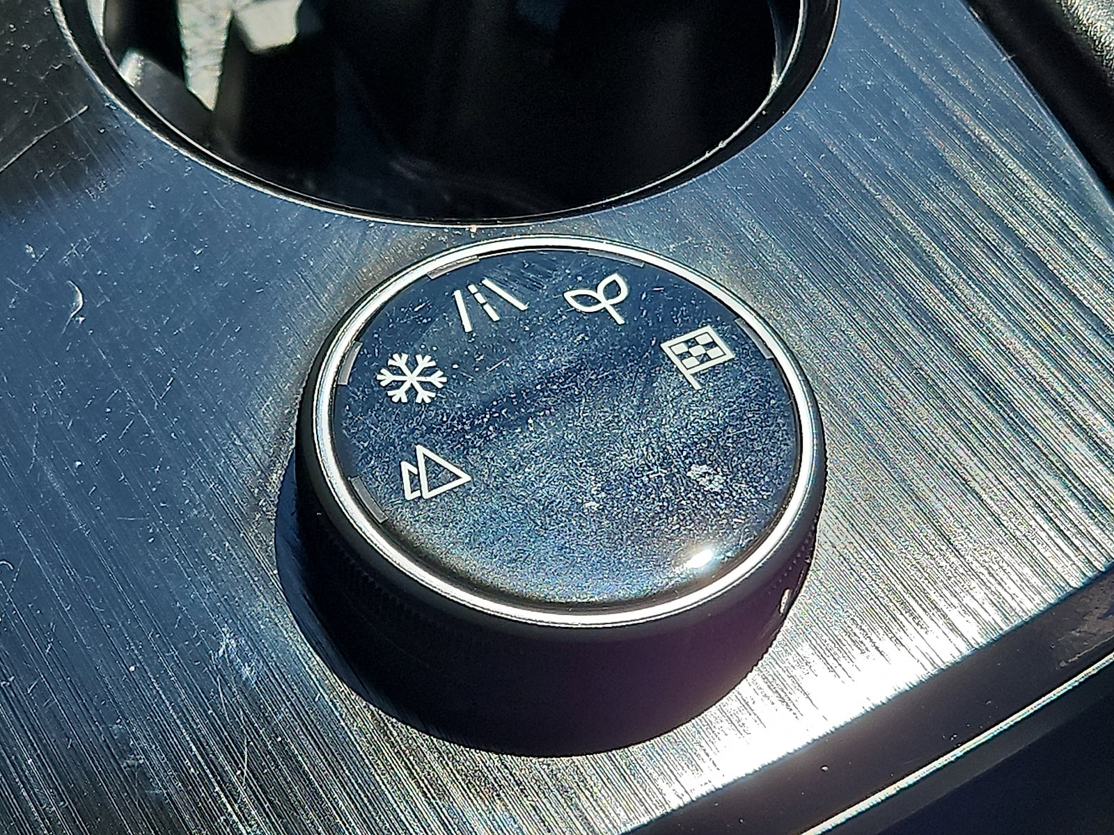 Certified 2023 Nissan Rogue SV image 24