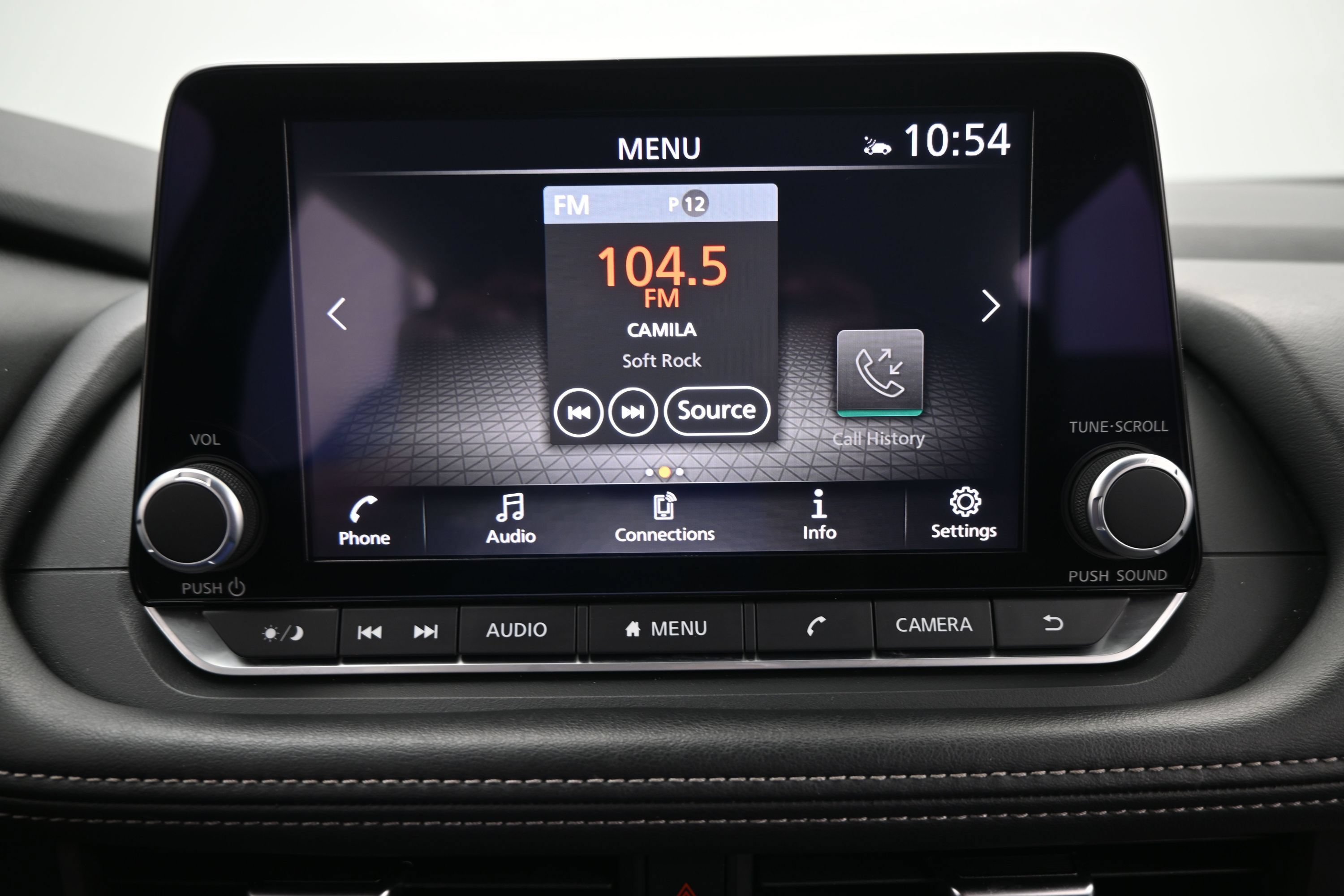 Used 2025 Nissan Rogue SV FWD image 20
