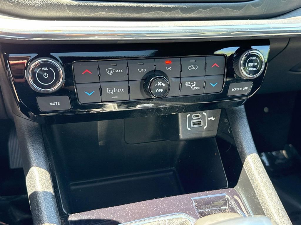 Used 2022 Jeep Compass High Altitude AWD/4WD image 22