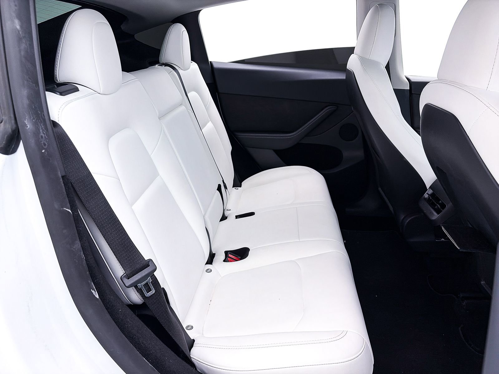 Used 2023 Tesla Model Y Performance image 34