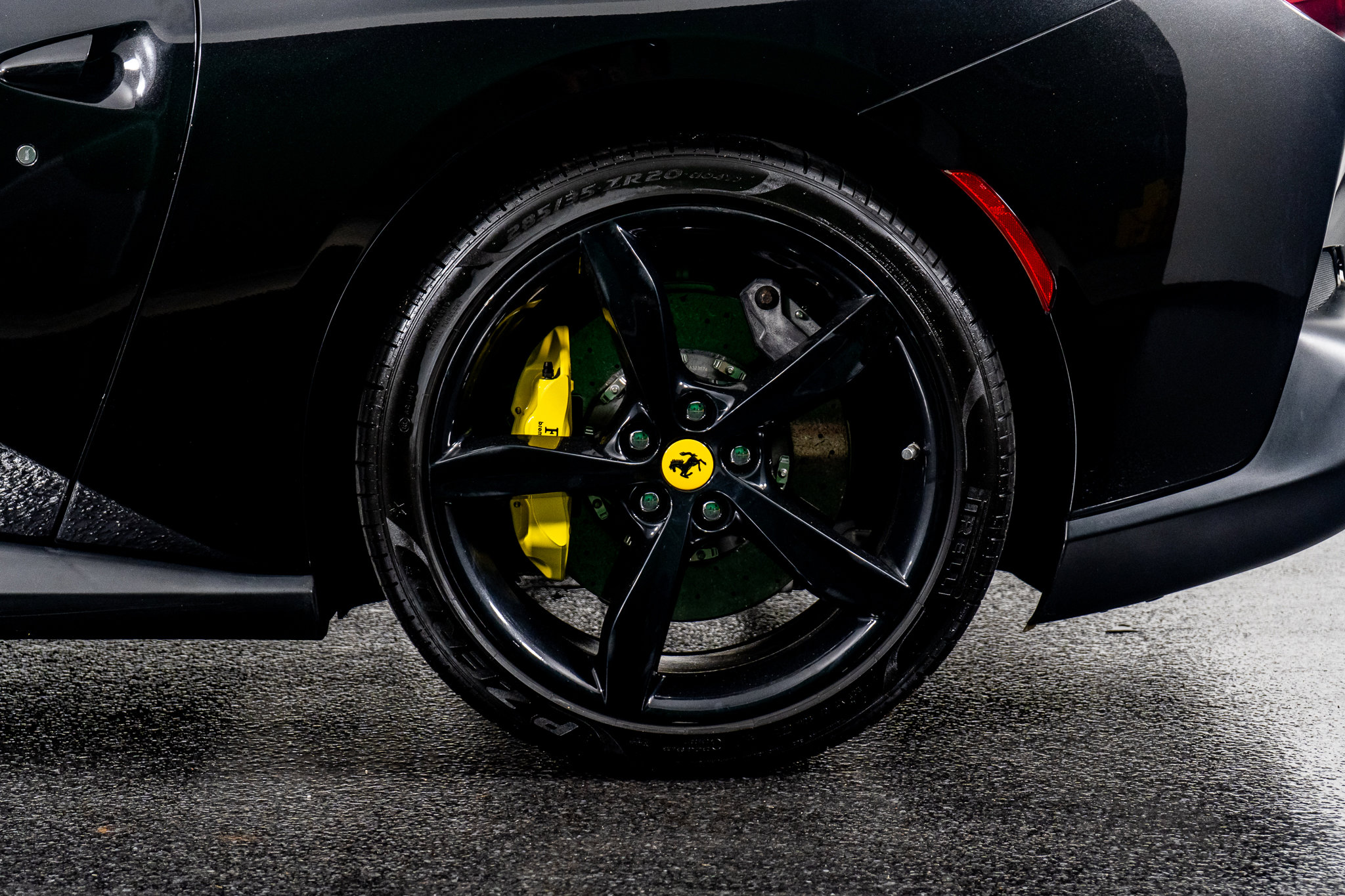 Used 2019 Ferrari Portofino image 20