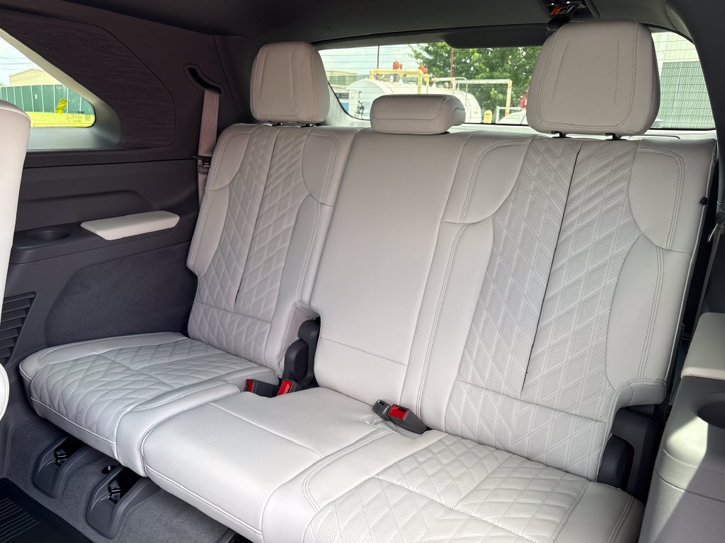 New 2026 Cadillac Escalade IQ AWD Sport 1 w/ LPO, Floor Liner Package image 51
