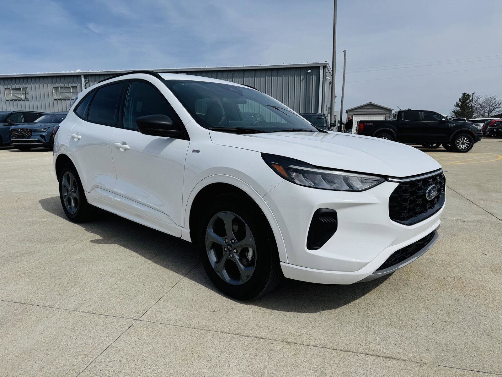 Used 2023 Ford Escape ST-Line w/ Tech Pack #1 image 2