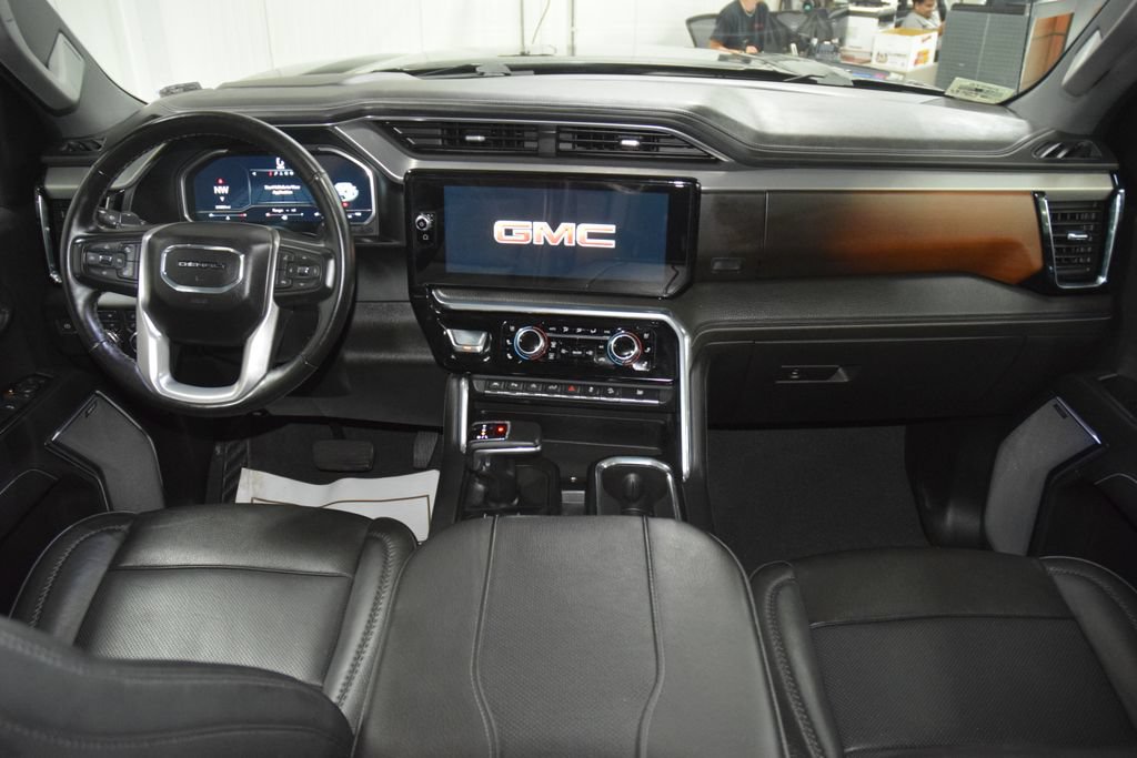 Used 2023 GMC Sierra 1500 Denali w/ Denali Reserve Package AWD/4WD image 33