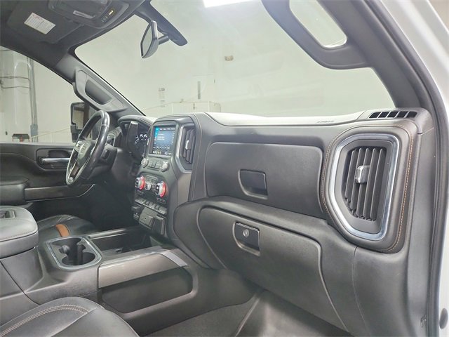 Used 2021 GMC Sierra 2500 AT4 image 35
