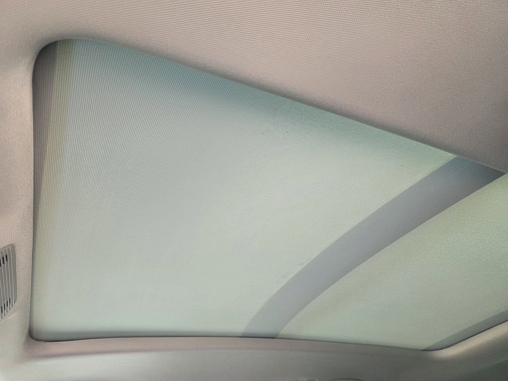 New 2026 Volkswagen Atlas SEL image 17