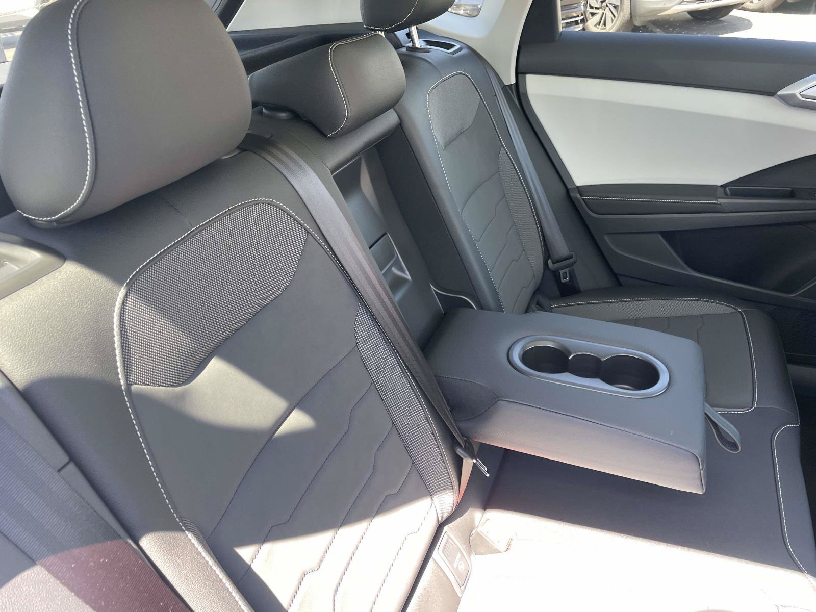 New 2026 Volkswagen Taos SE FWD image 23