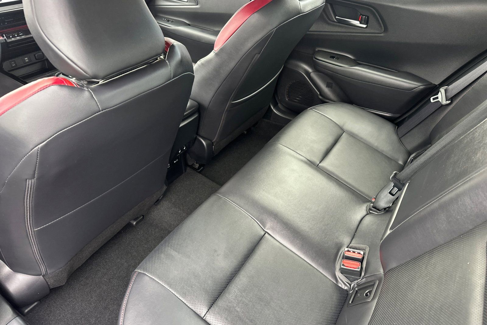 Certified 2024 Toyota Prius Prime Premium image 15