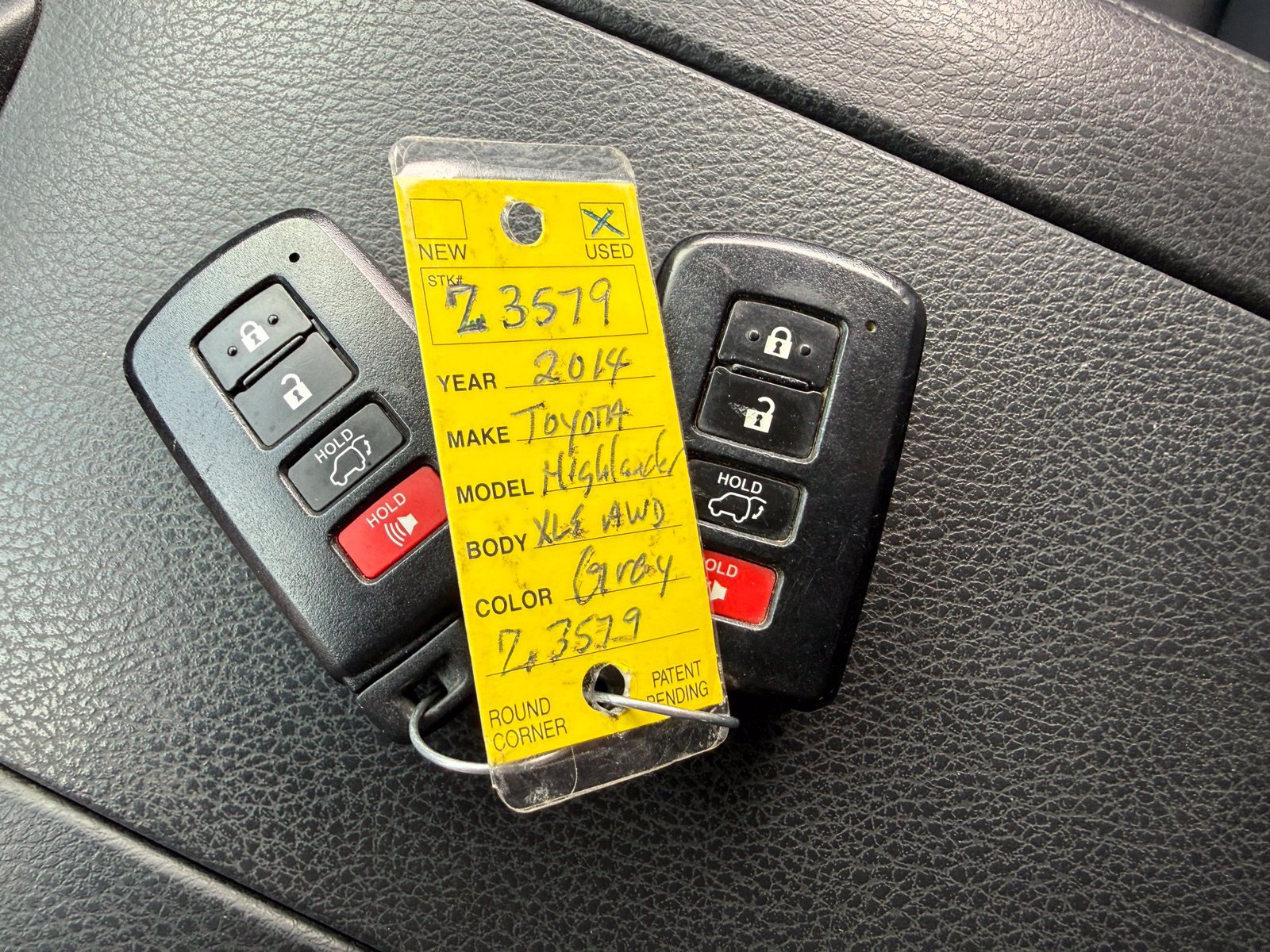 Used 2014 Toyota Highlander XLE AWD/4WD image 51