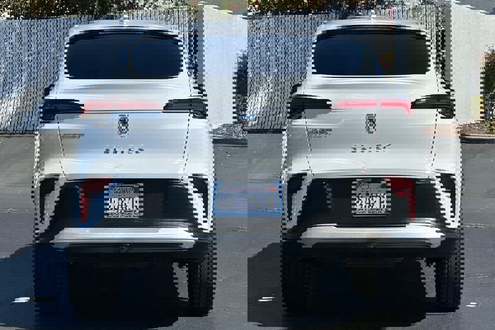 Used 2024 Buick Envista Preferred image 8