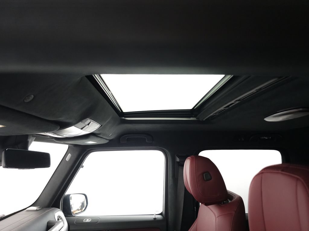Certified 2025 Mercedes-Benz G 580 w/ Manufactur Interior Package image 26