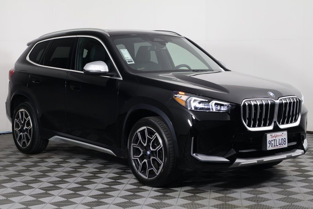 Used 2023 BMW X1 xDrive28i w/ Convenience Package AWD/4WD image 3