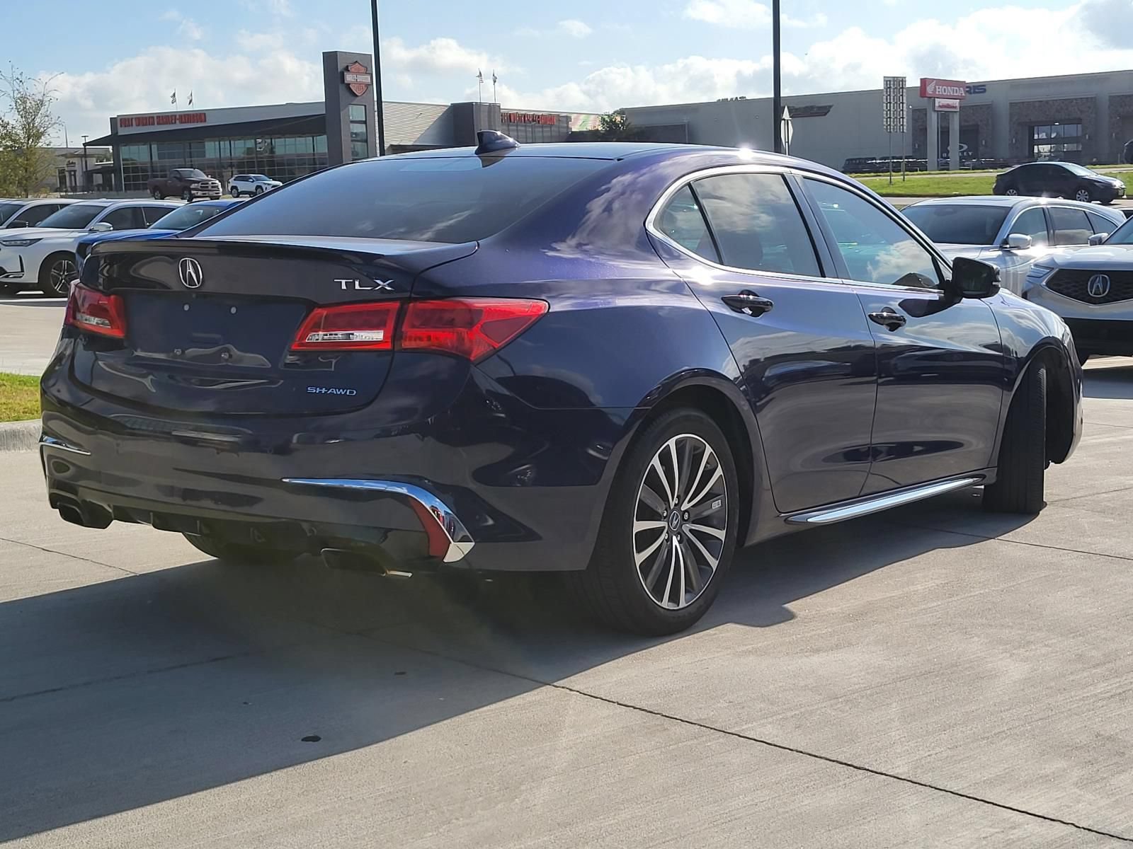 Used 2018 Acura TLX V6 SH-AWD w/ Advance Package image 5