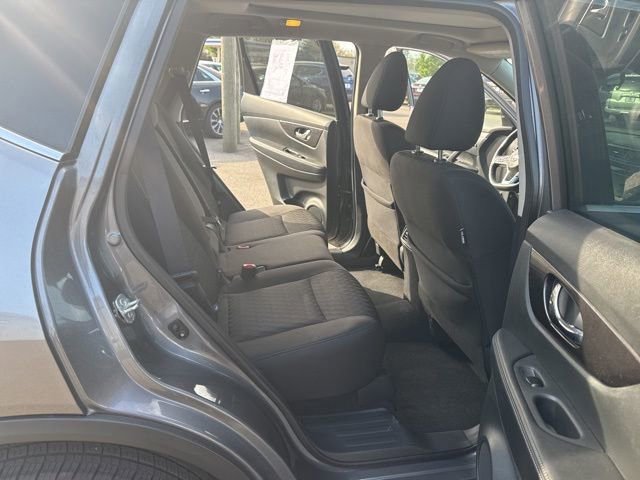 Used 2019 Nissan Rogue SV w/ Sun & Sound Touring Package AWD/4WD image 13