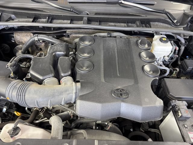 Used 2023 Toyota 4Runner Limited AWD/4WD image 45