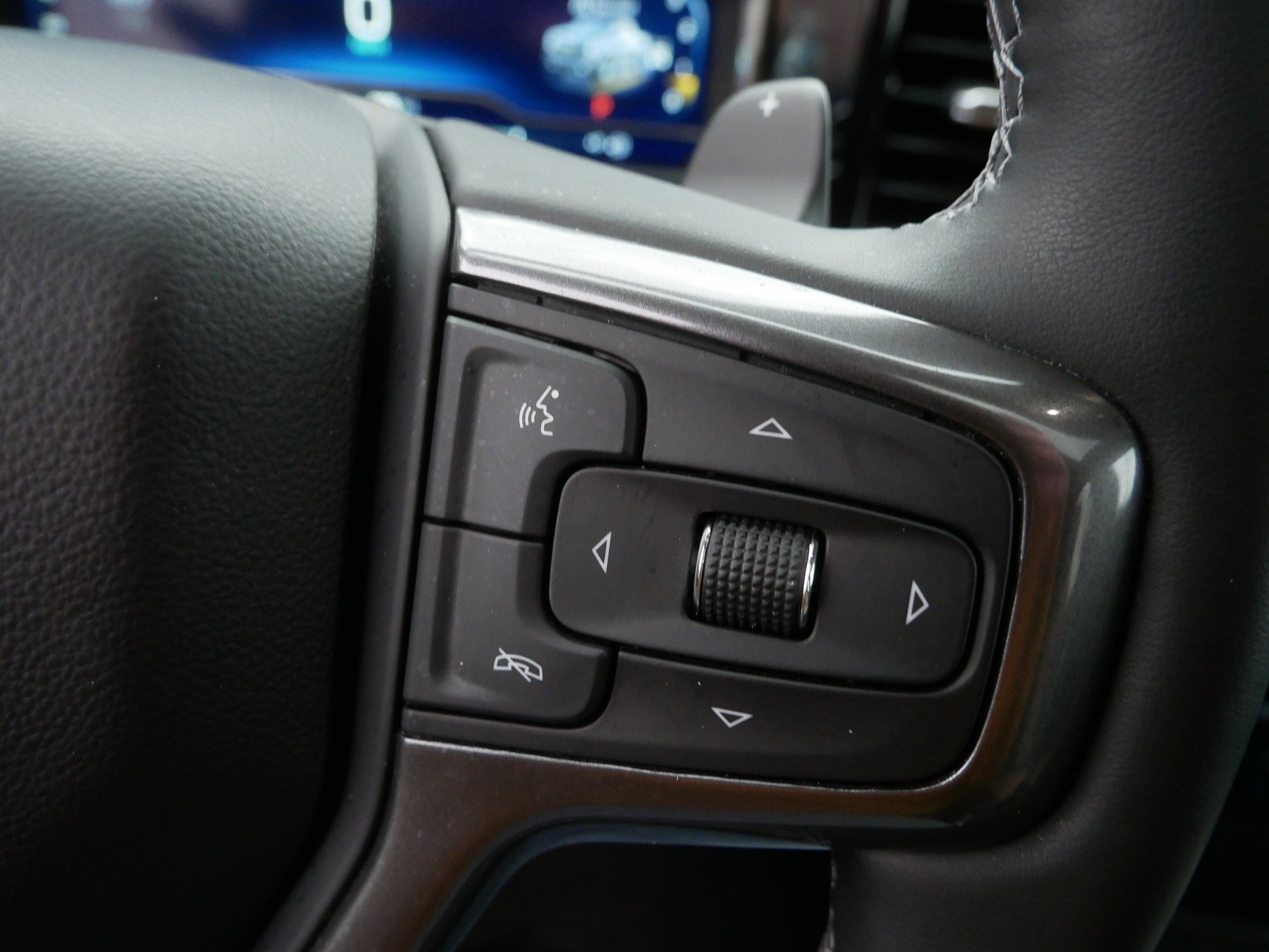 Used 2023 Chevrolet Silverado 1500 High Country w/ High Country Premium Package image 30