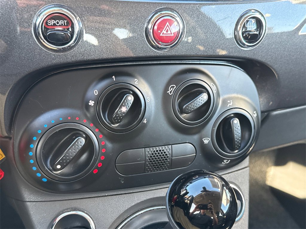 Used 2016 FIAT 500 Pop w/ Italia Package image 25