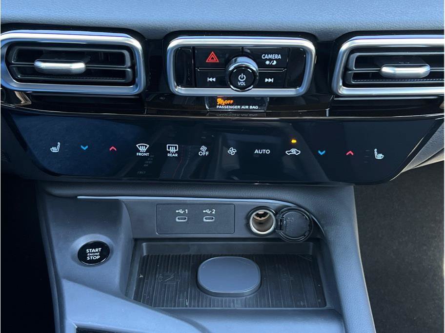 New 2027 Nissan Sentra SR w/ SR Premium Package FWD image 16