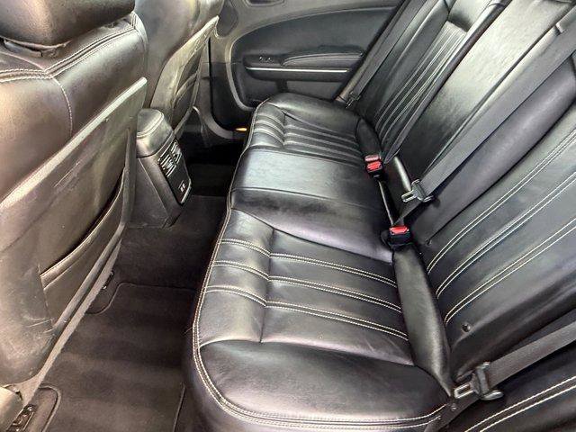 Used 2022 Chrysler 300 S image 17