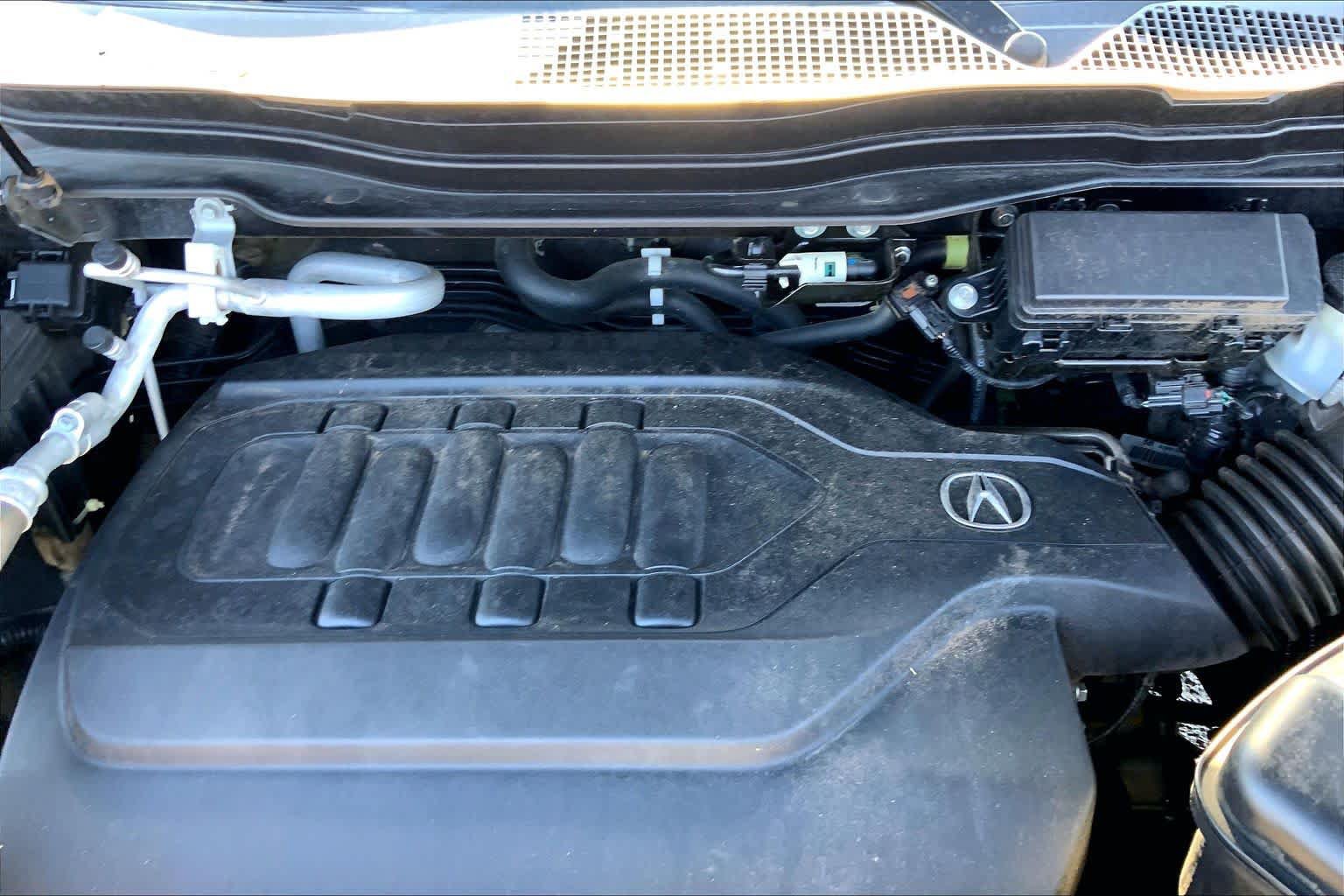 Used 2020 Acura MDX w/ Technology Package AWD/4WD image 32