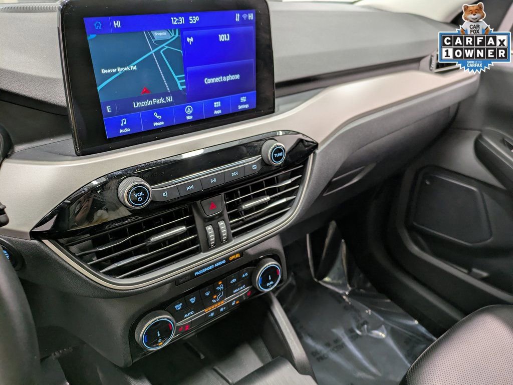 Used 2022 Ford Escape SEL w/ Technology Package image 12