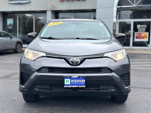 Used 2018 Toyota RAV4 LE w/ All Weather Liner Package AWD/4WD image 8