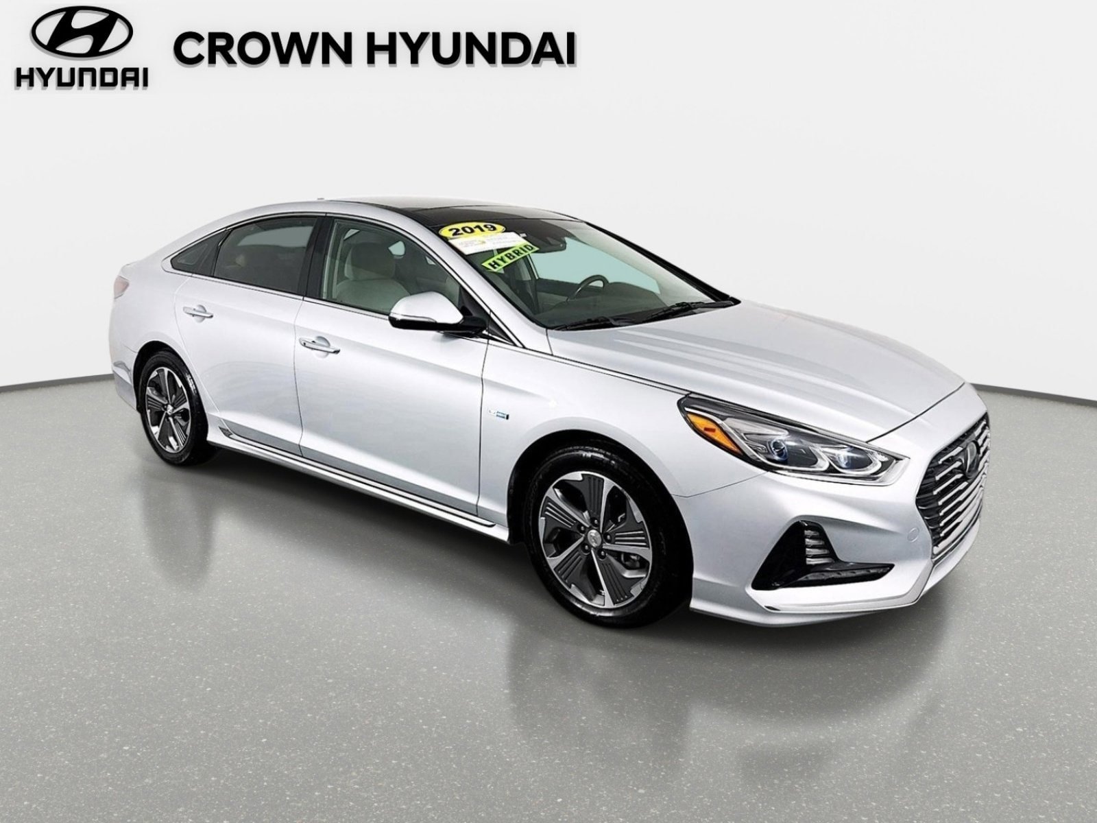 Used 2019 Hyundai Sonata Limited w/ Ultimate Package 02 FWD image 4