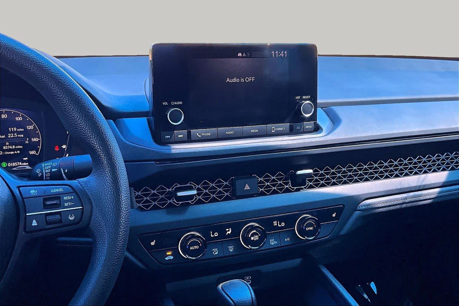 Used 2023 Honda Accord EX image 7
