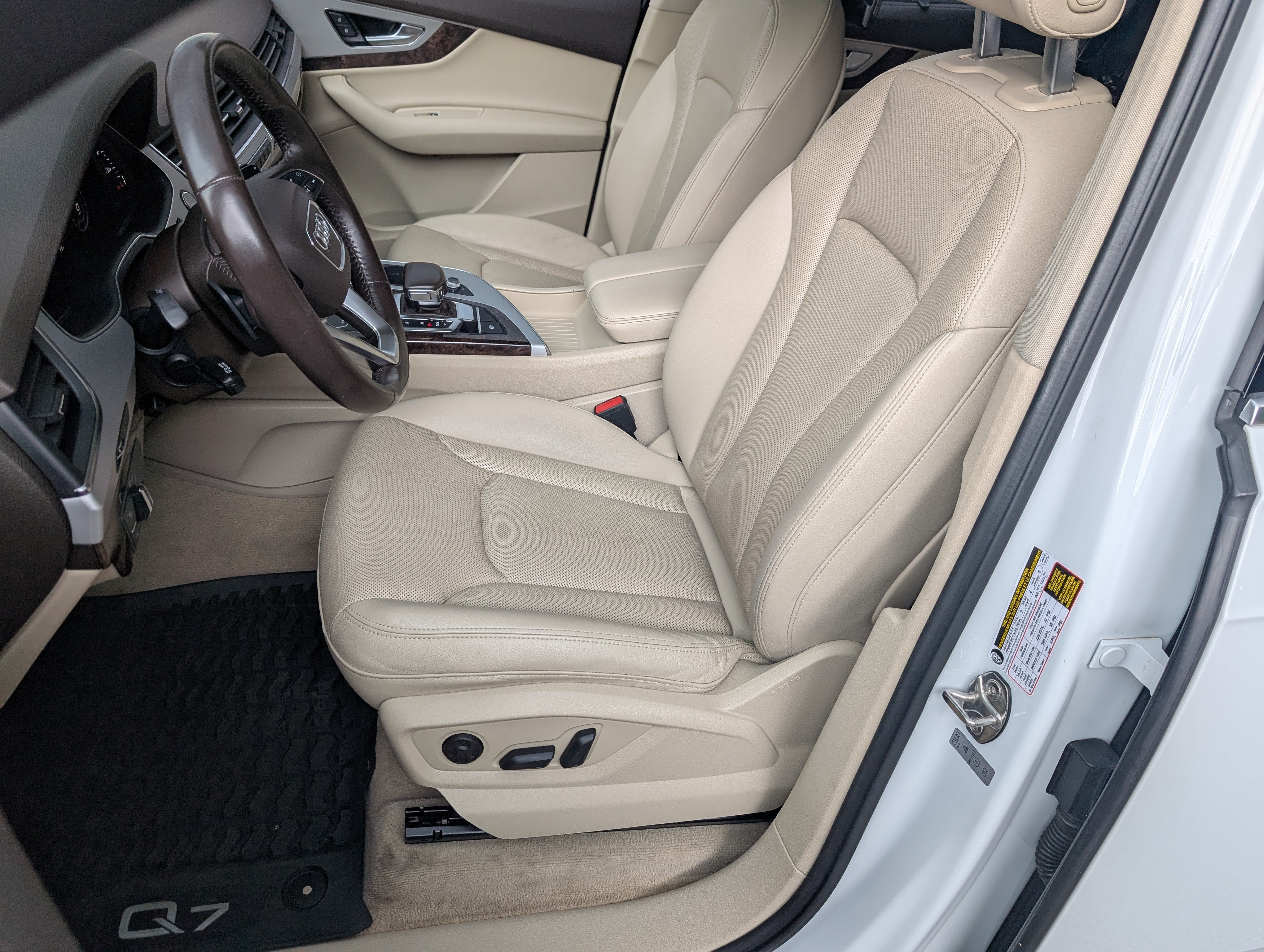 Used 2019 Audi Q7 2.0T Premium Plus w/ Premium Plus Package AWD/4WD image 17