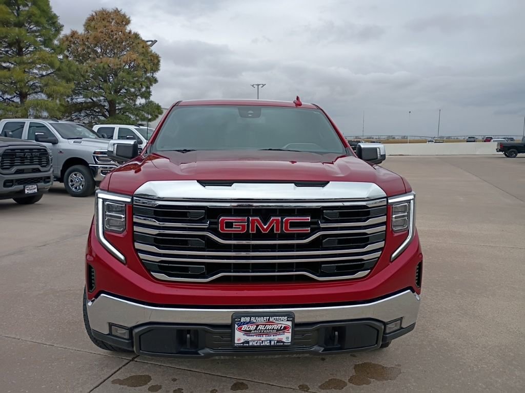 Used 2023 GMC Sierra 1500 SLT w/ SLT Premium Package image 11