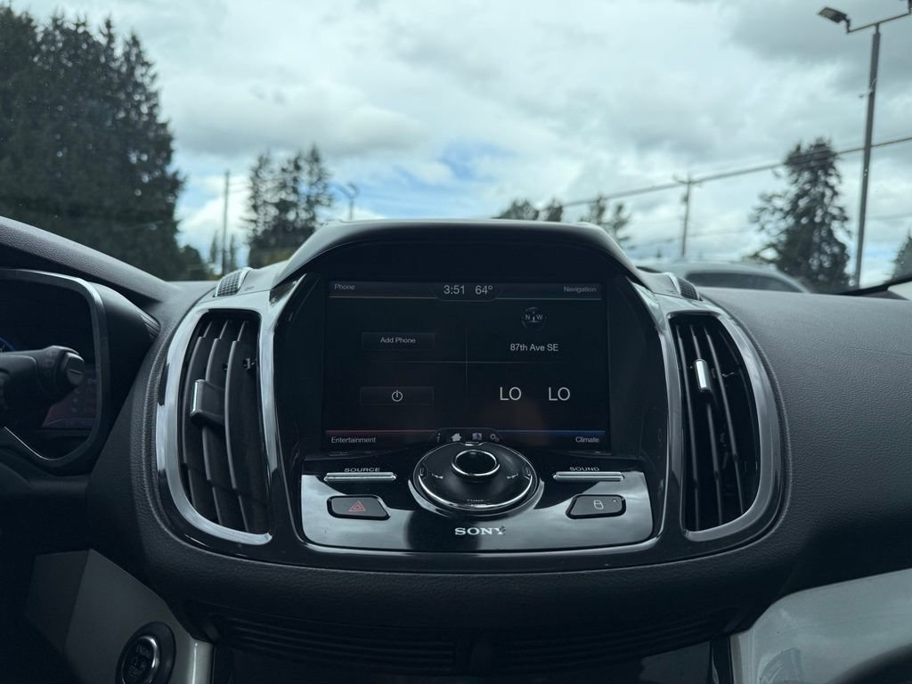 Used 2013 Ford C-MAX Energi SEL FWD image 22